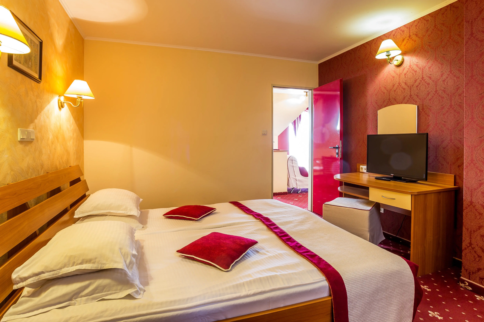 Saint George Hotel & Medical Spa