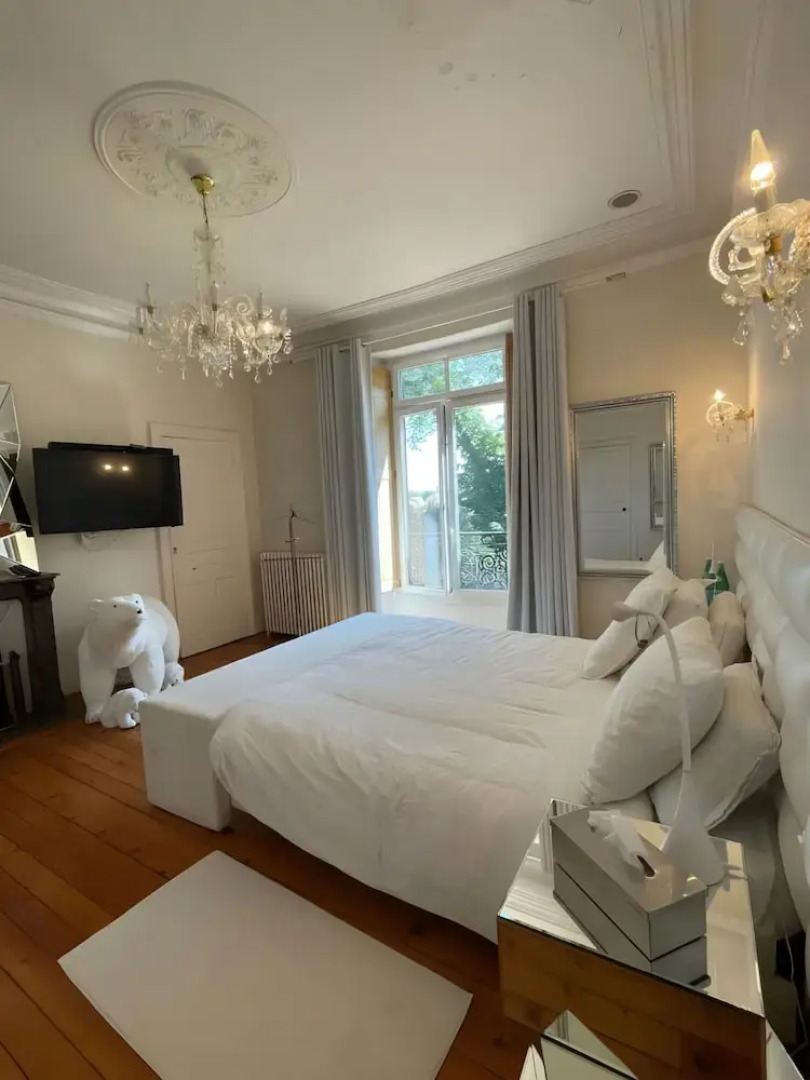 Estate in Saint-pavace Near Le Mans Circuit