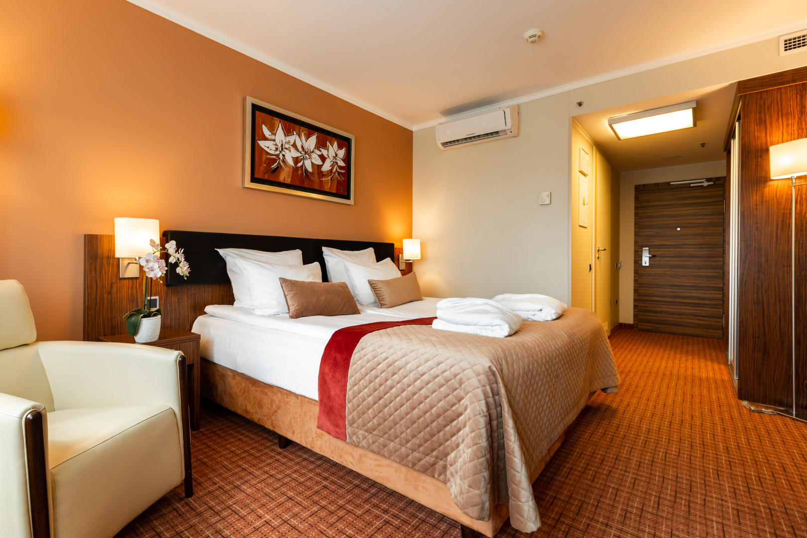 Avalon Hotel & Conferences