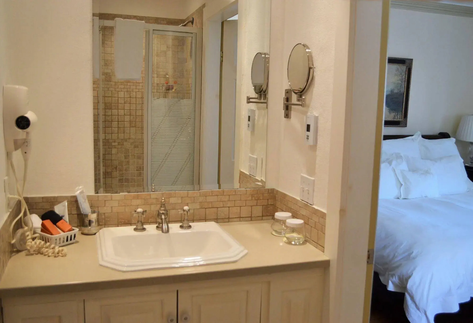 The Mariner King Inn