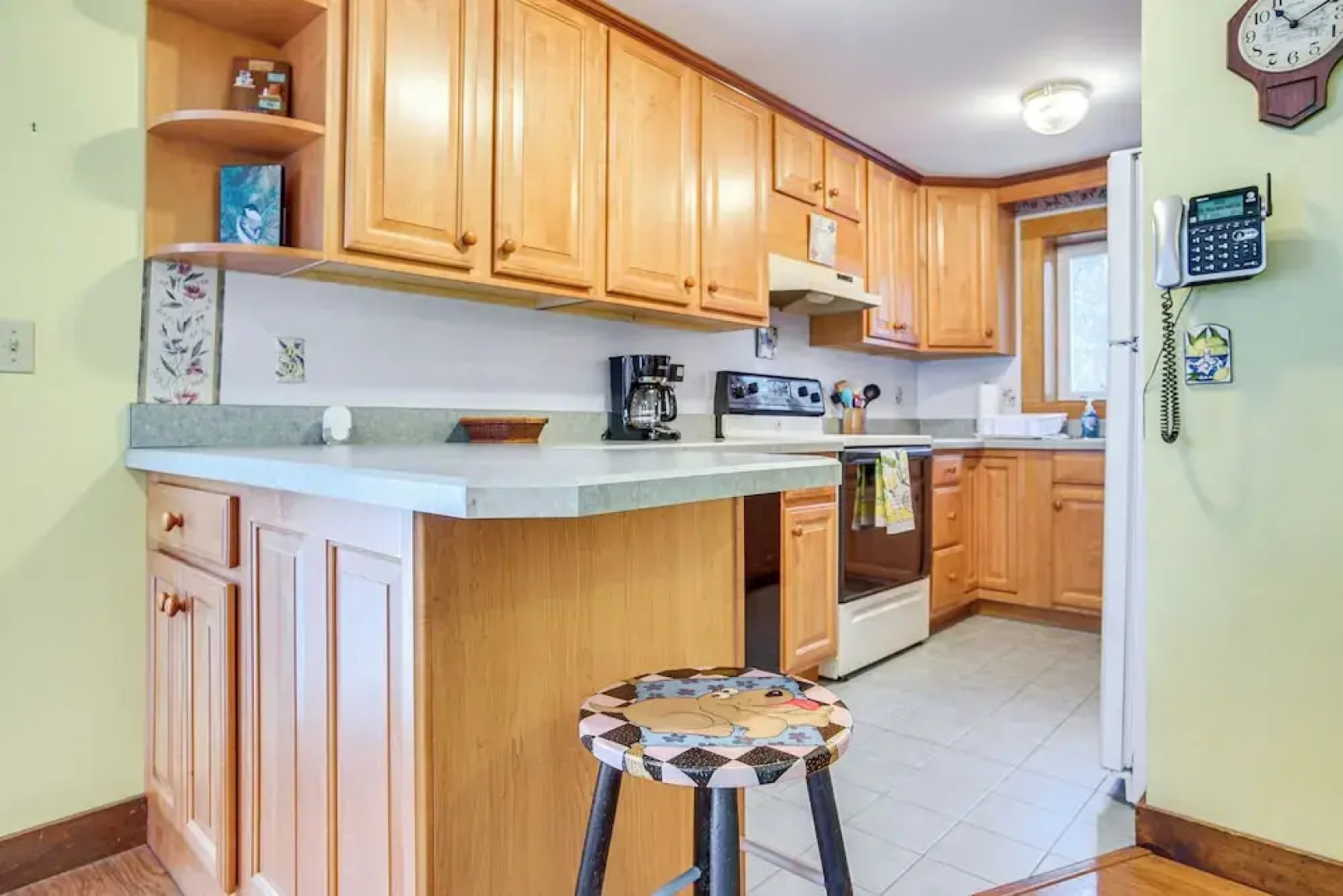3 Mi to Beaches & Golfing: Family Gem in Cotuit