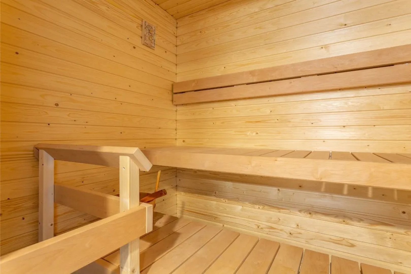 WeHost Leinelänkaari 21