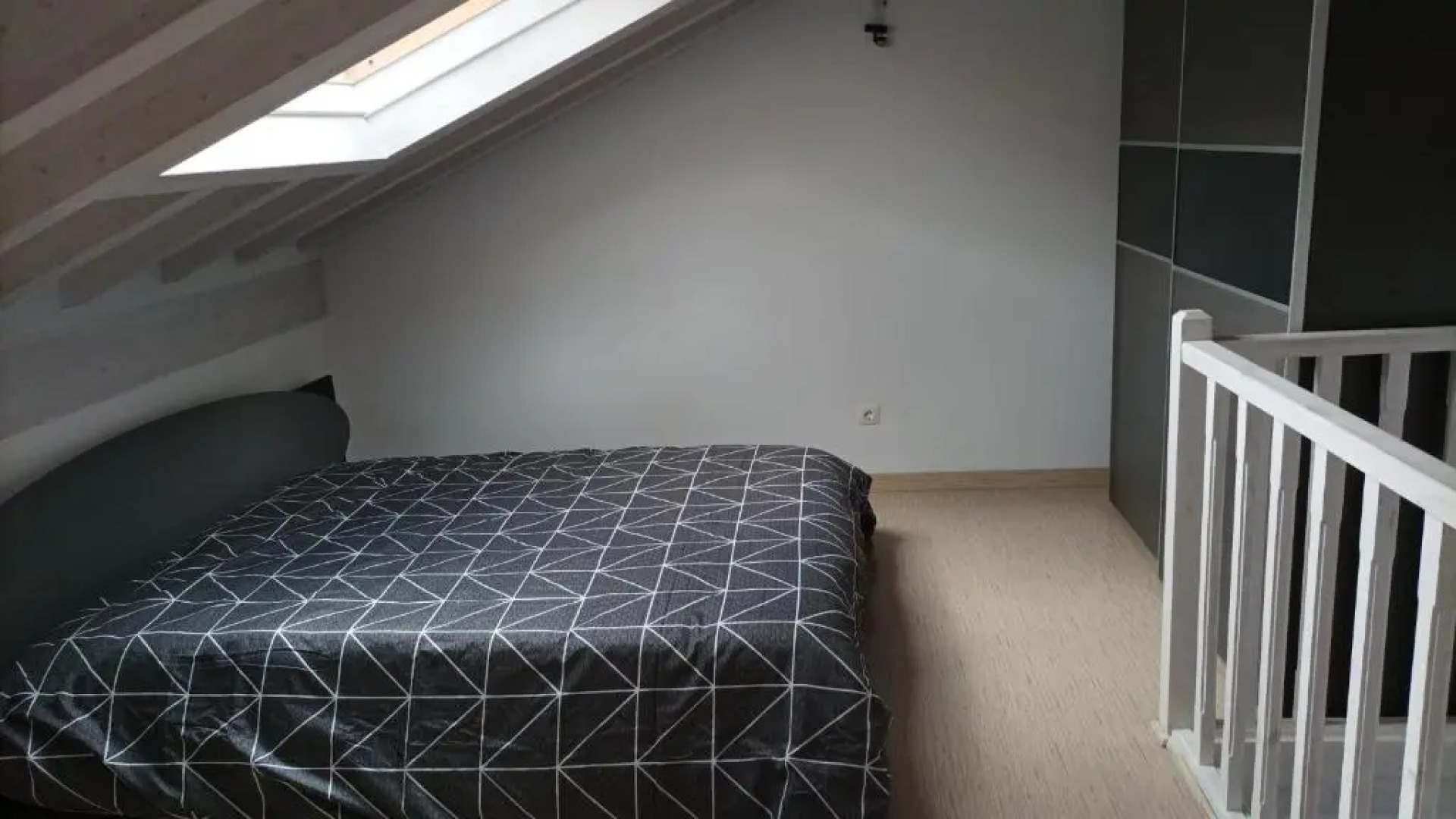 Chalet adosado con piscina en plena naturaleza