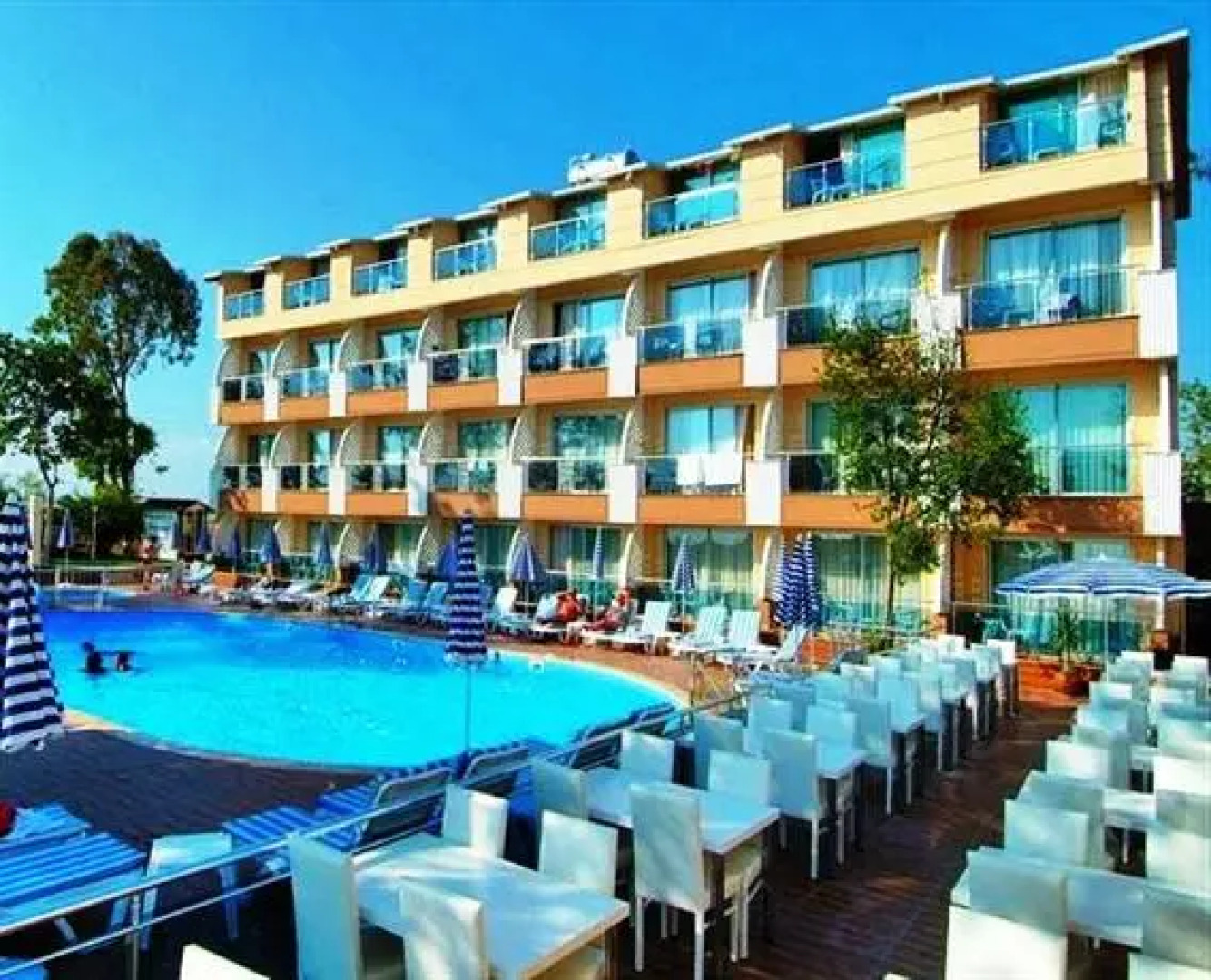 Aperion Beach  Hotel