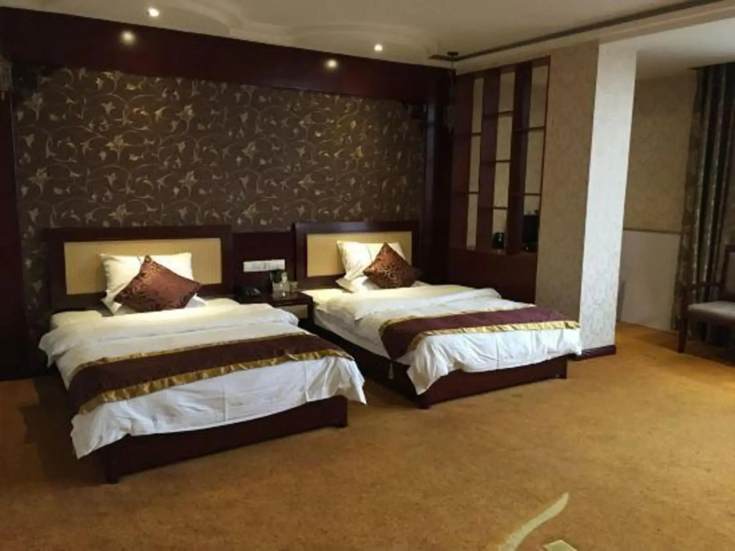 Shengda Business Hotel