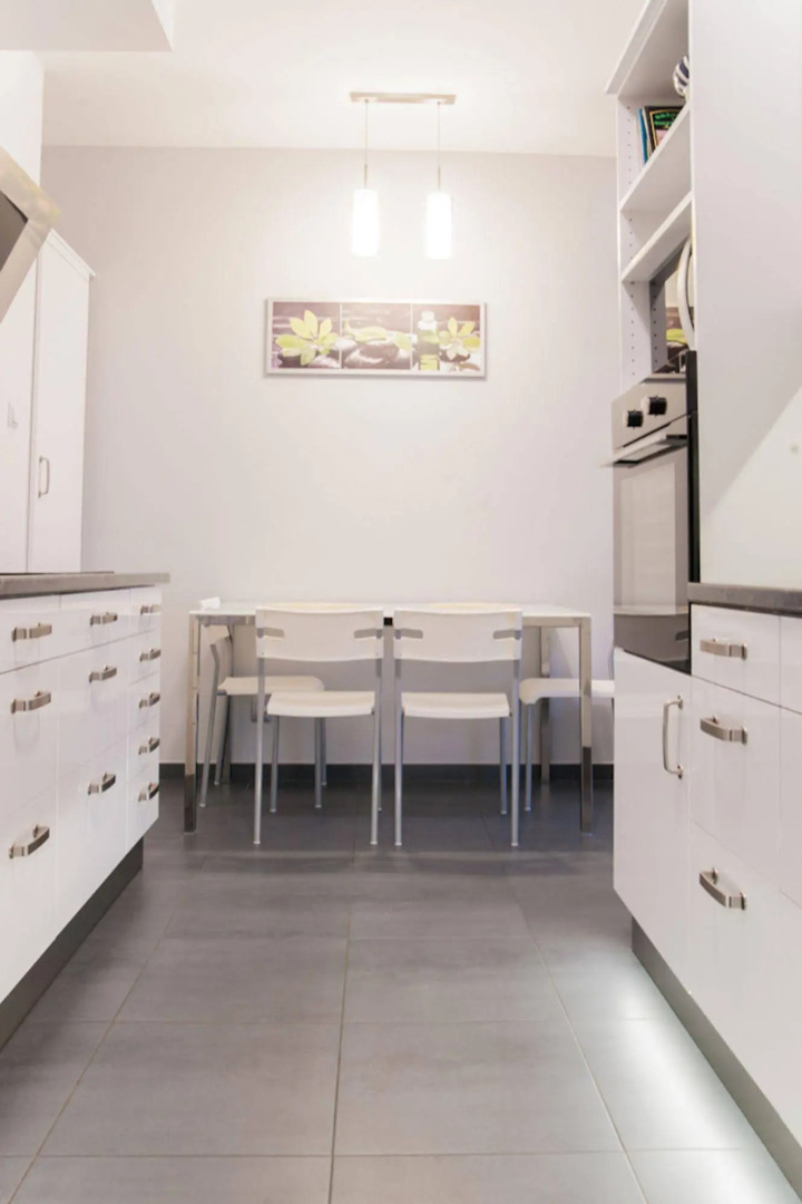 Platinum Towers Country 2 Country