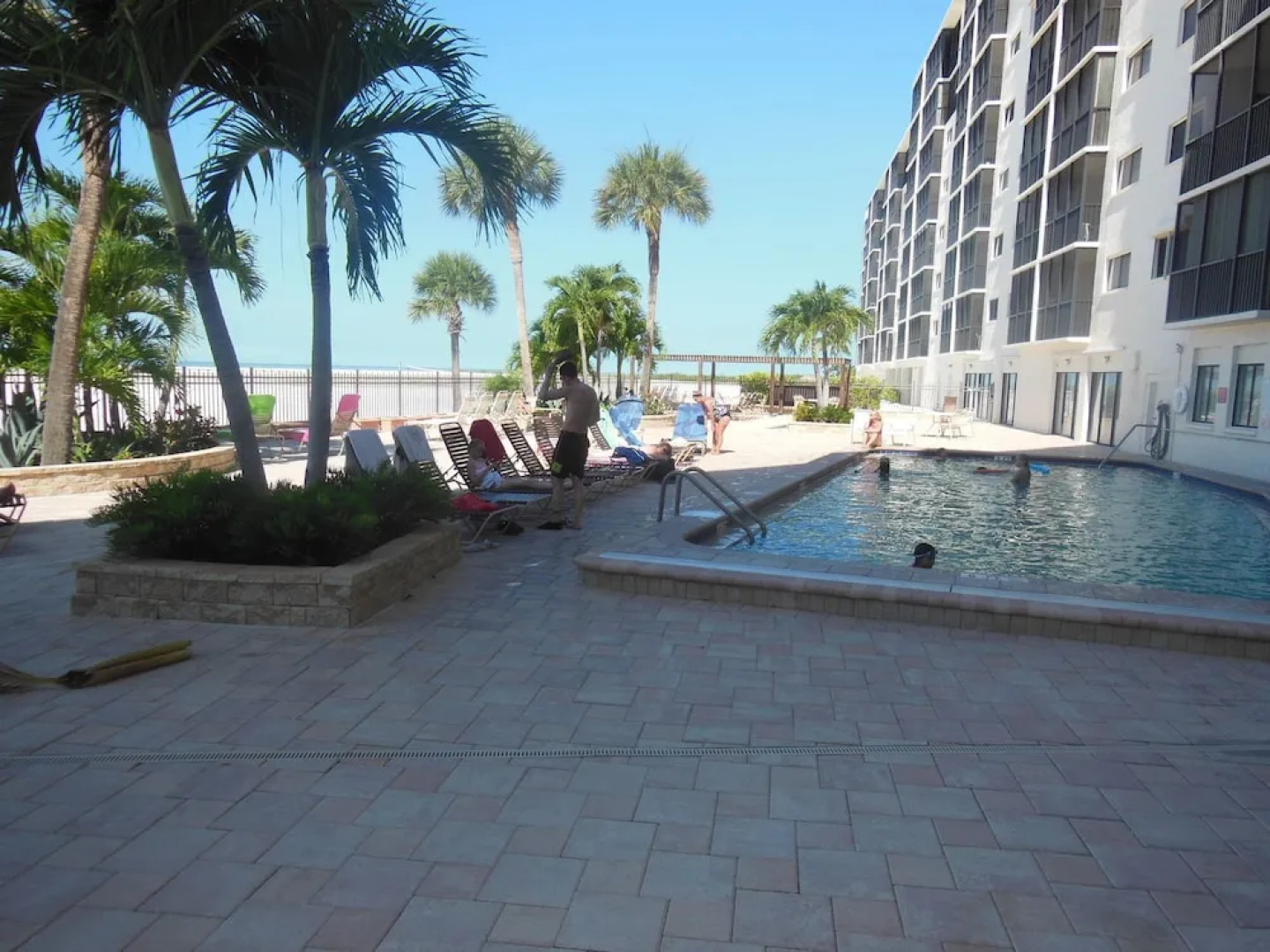 Carlos Pointe 124 condo