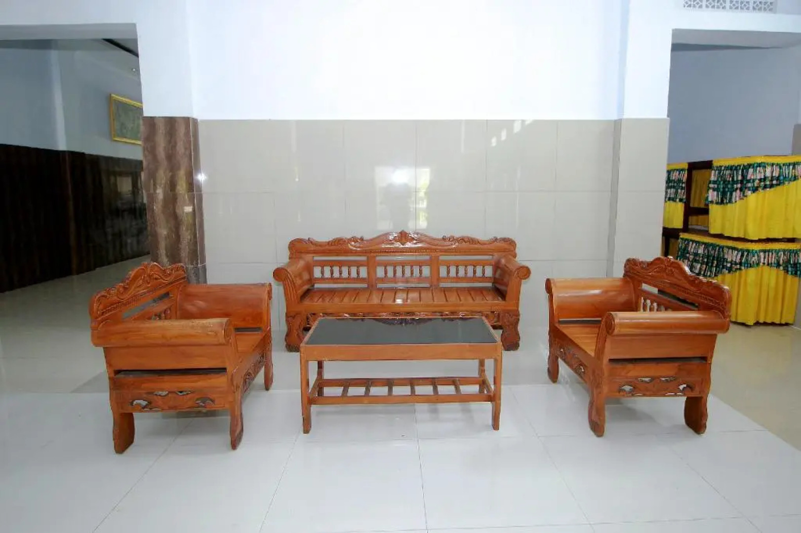 OYO 1669 Hotel Vista Syariah