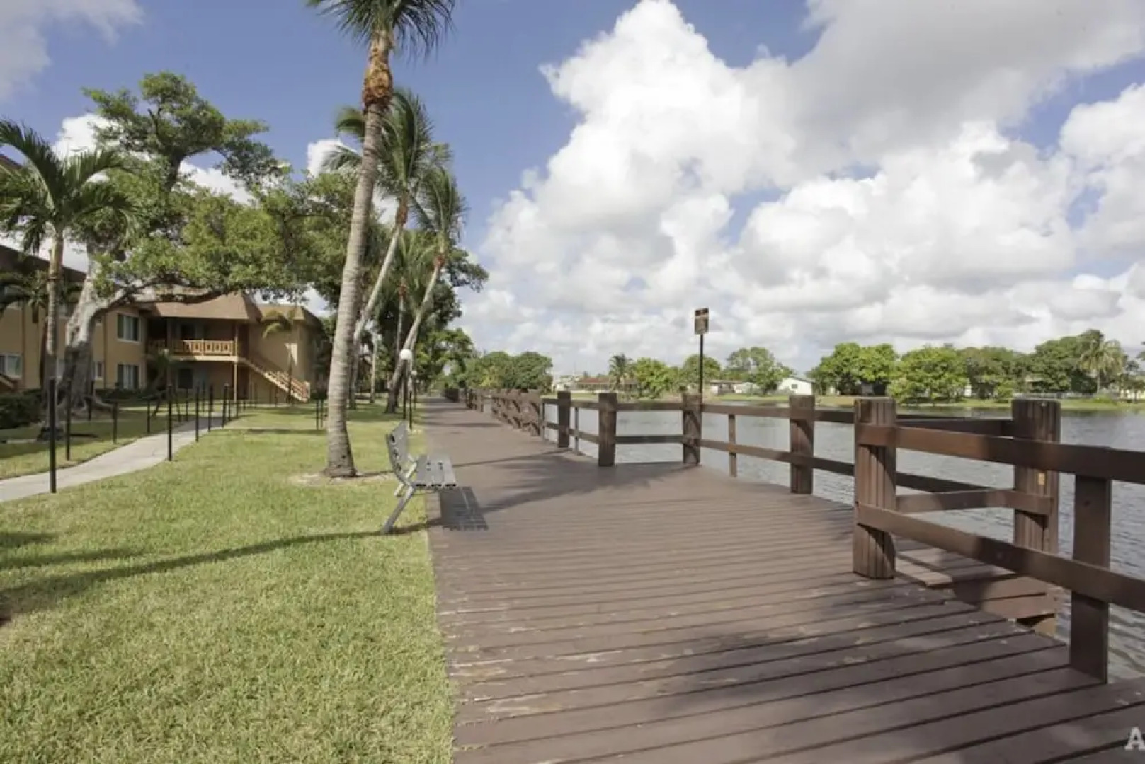 Lauderdale Lakes Getaway