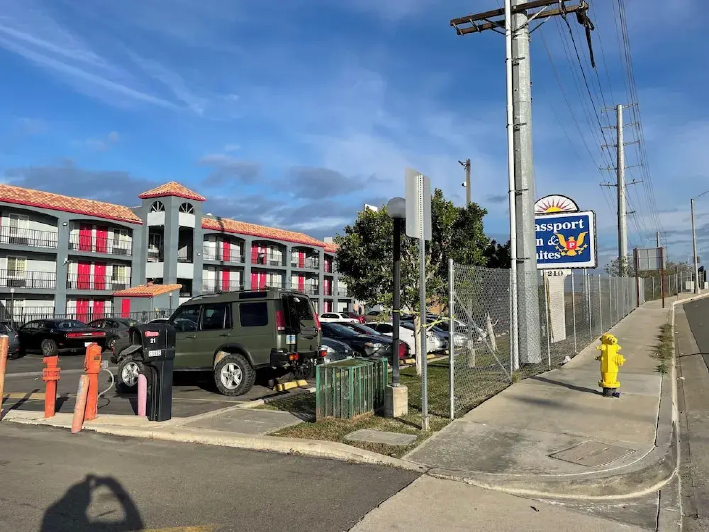 Passport Inn & Suites Corona Hotel