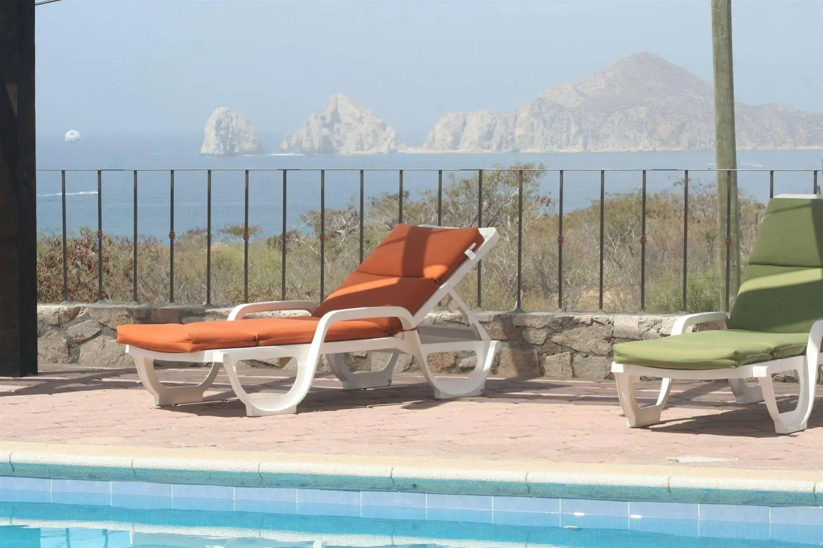 Sunrock Hotel and Suites