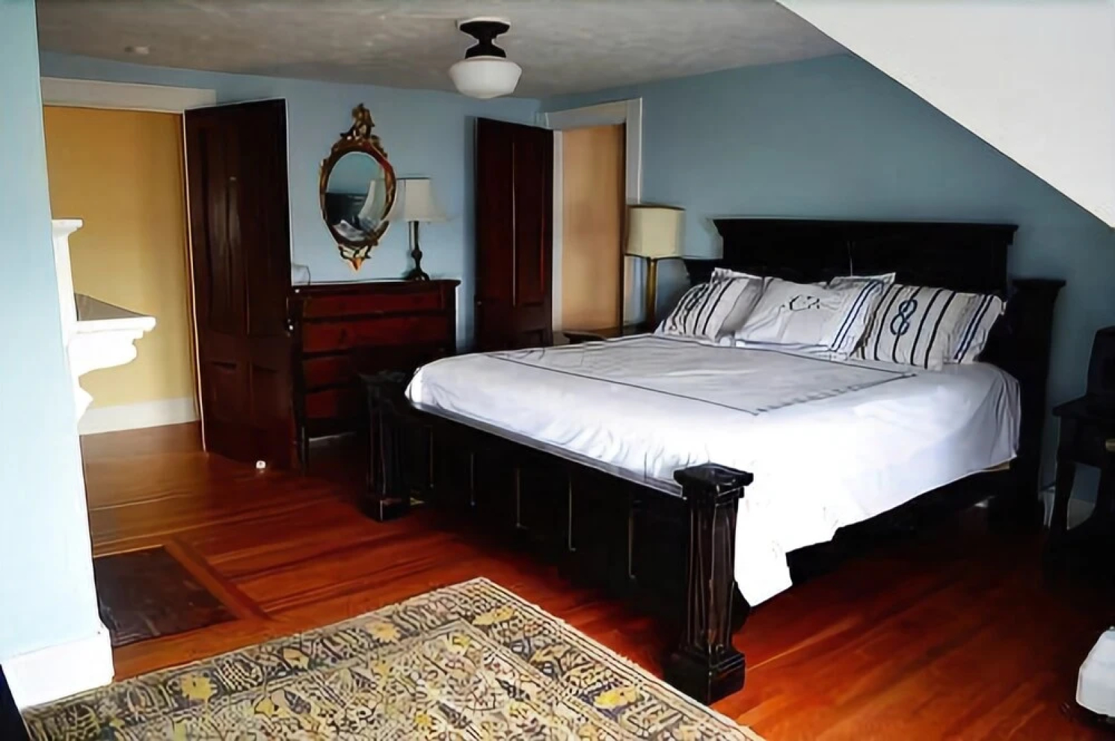 Sealight - Six Bedroom Home