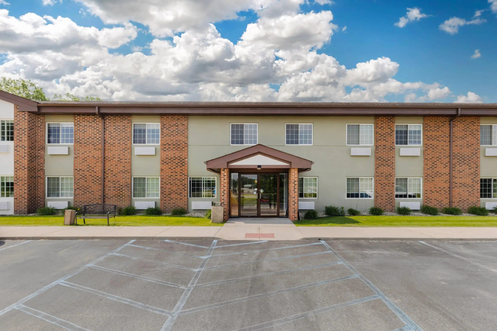 Quality Inn Chesterton near Indiana Dunes National Park I-94