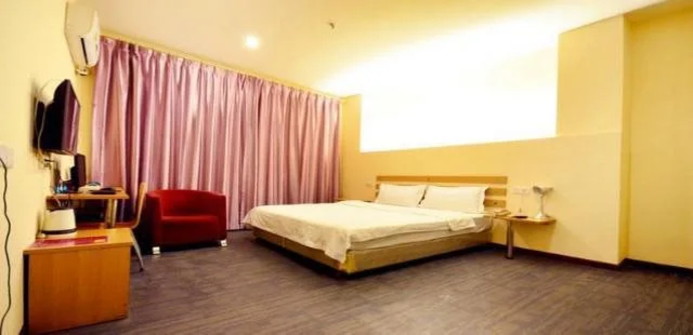 Wuhan Demo Express Hotel Wuchang Railway Station