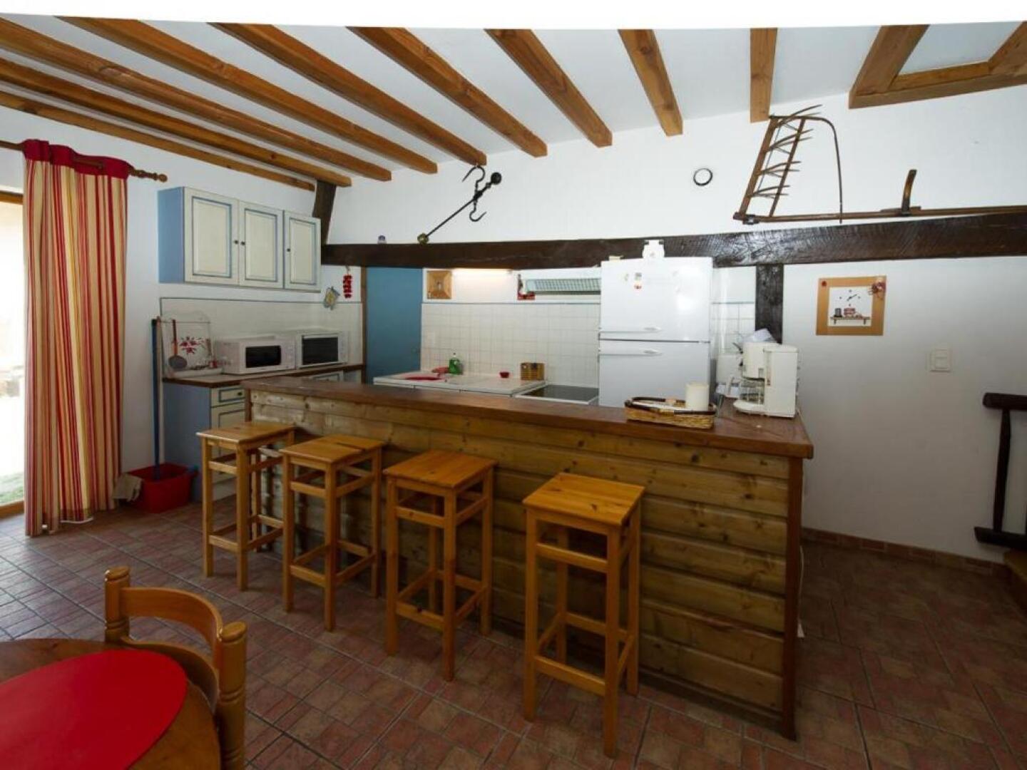 Gîte Châtel-Montagne, 3 pièces, 4 personnes - FR-1-489-47