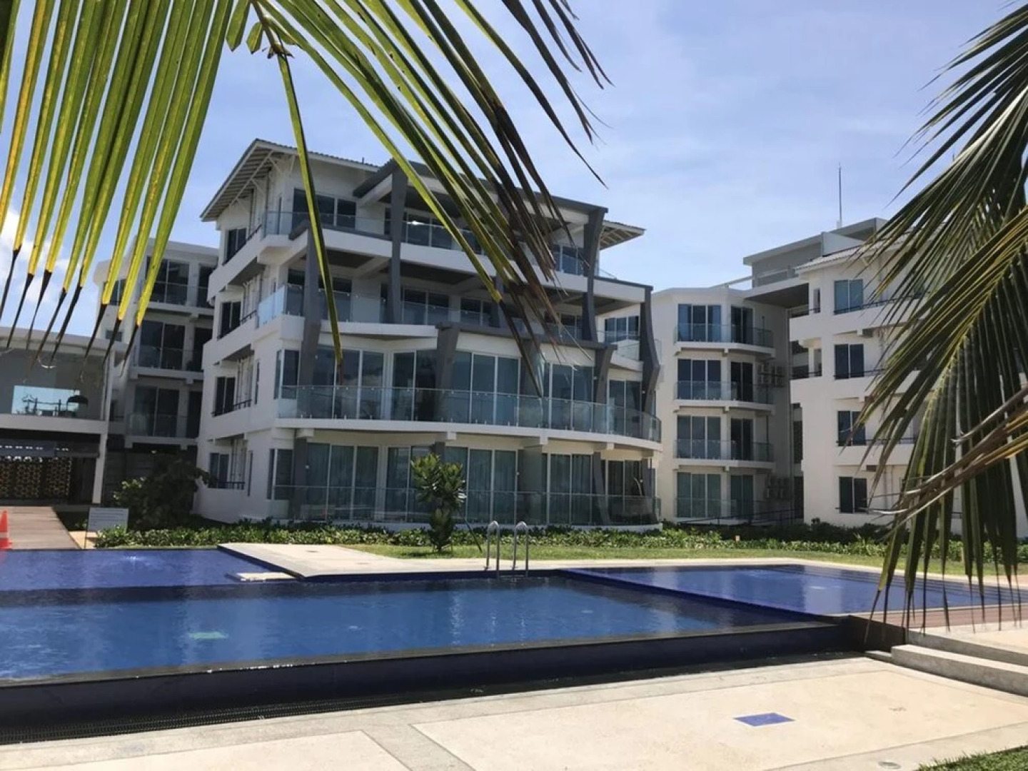 Araliya OceanFront Condos Nilaveli