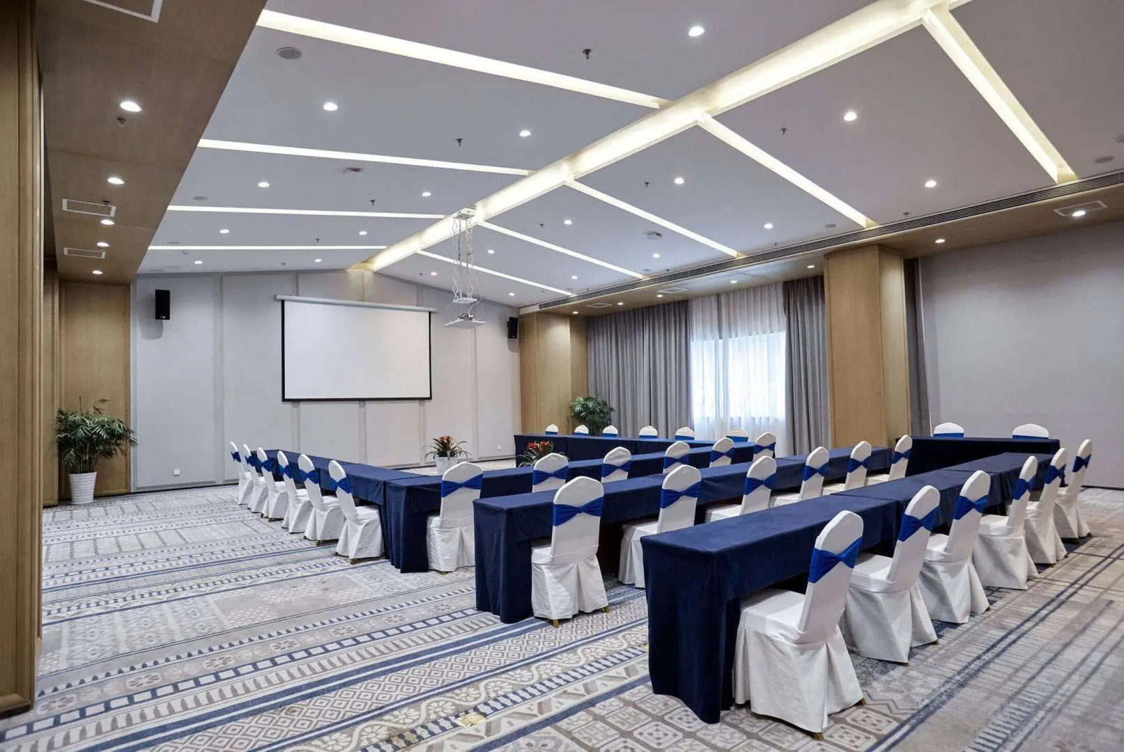 Howard Johnson by Wyndham Tianxiaqiguan Hotel Xingwen