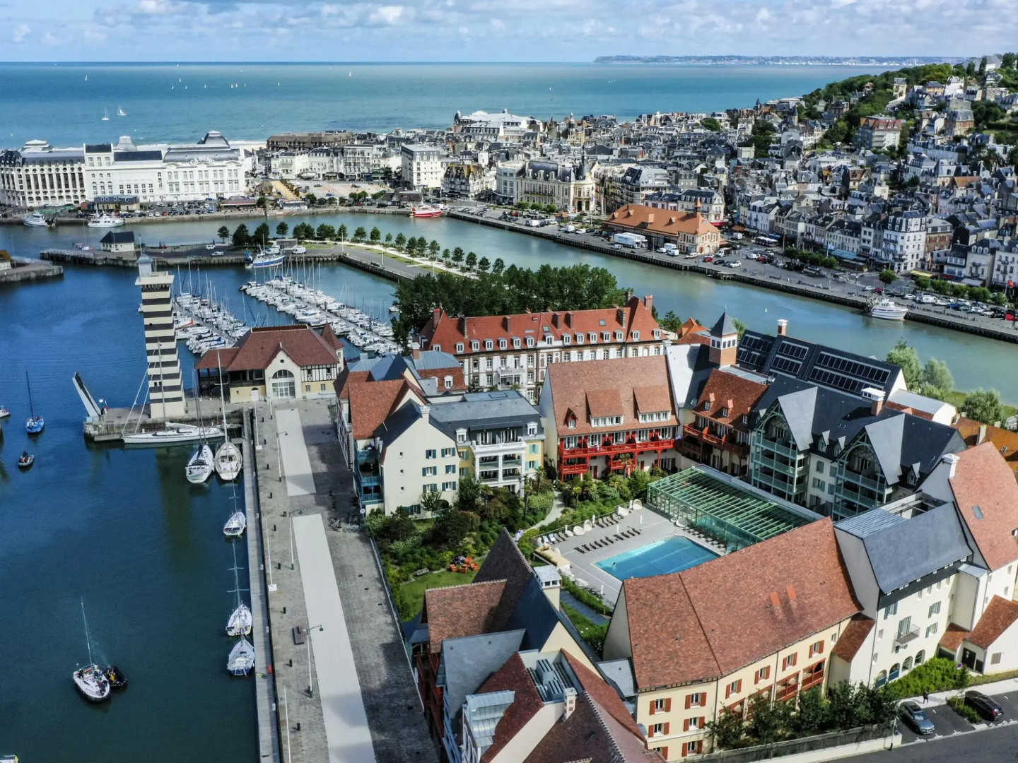 Apartment 8 Pers., Port View, Residence Presqu'ile de la Touques, Deauville