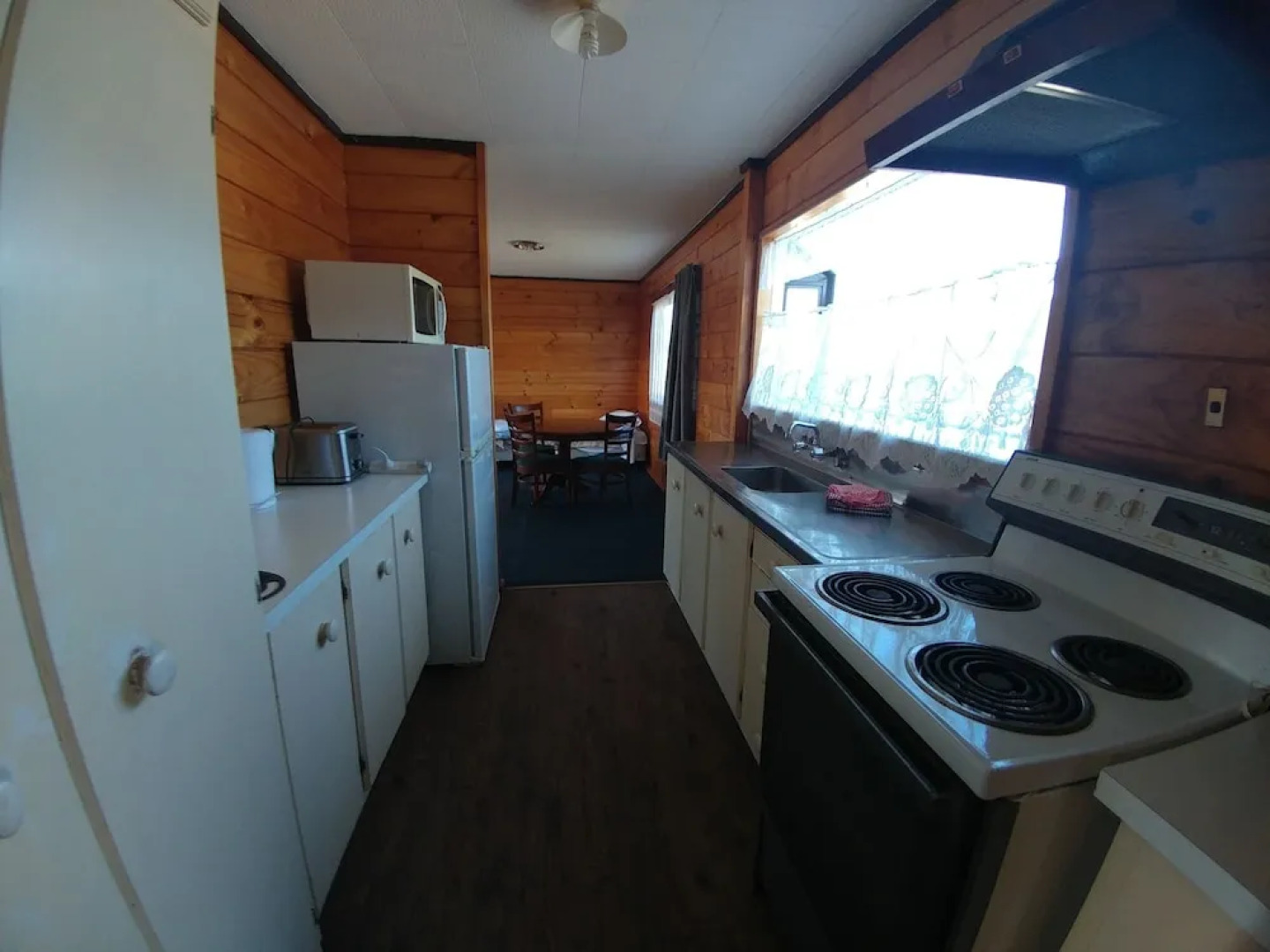 Pineacres Motel and Park