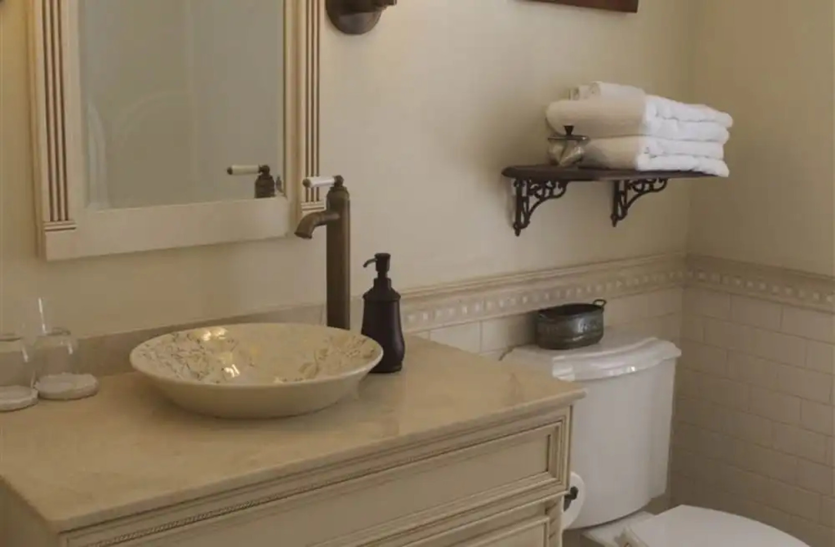 The Pawling House Bed & Breakfast