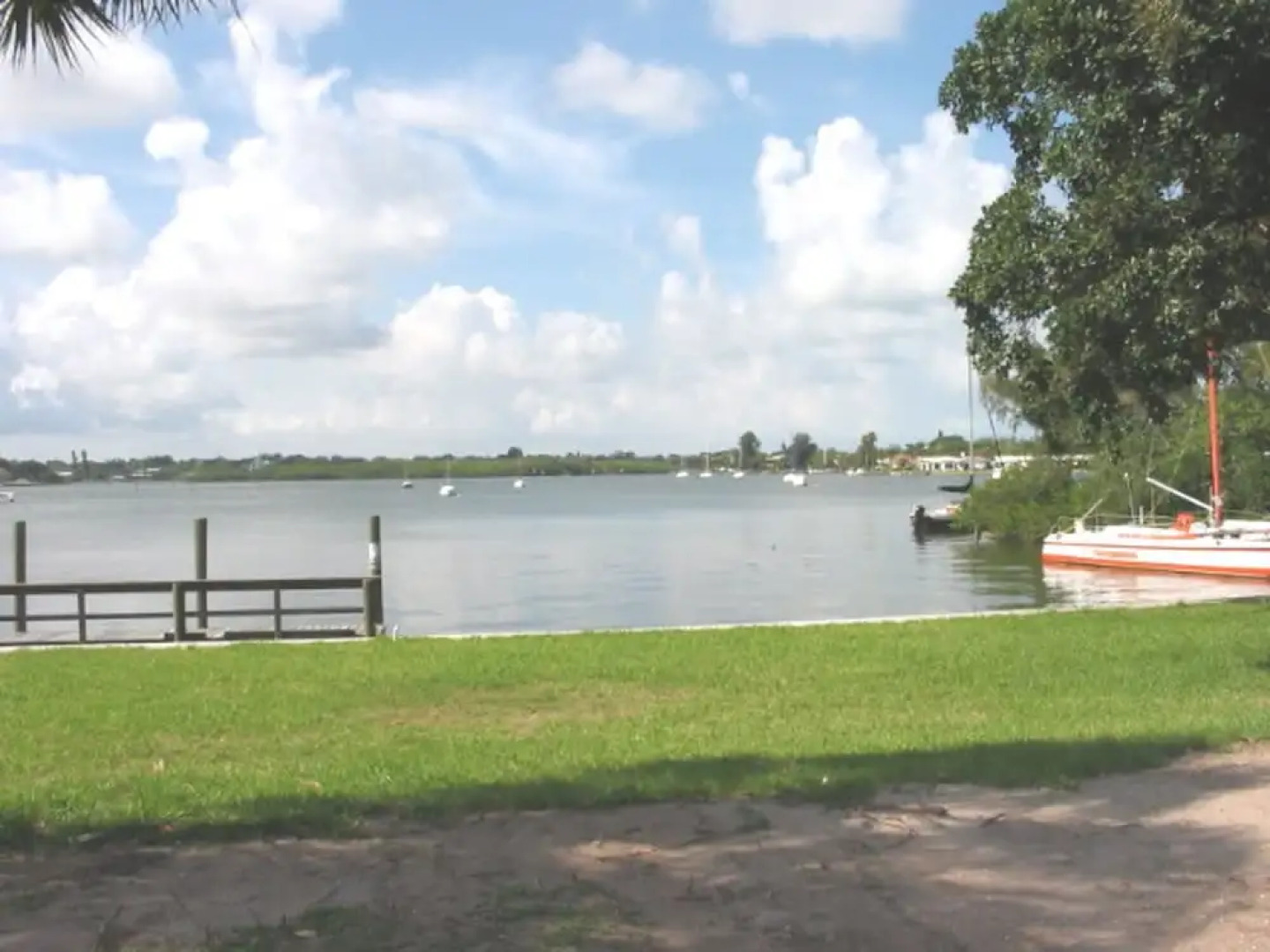 Venice Harbor 604 by Vtrips