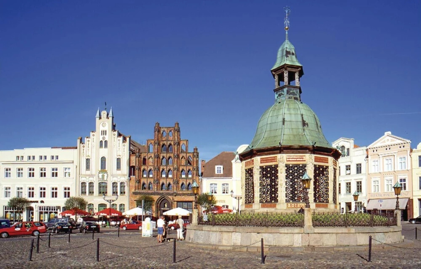 Beautiful Apartment in Hohen Wieschendorf With 1 Bedrooms and Wifi