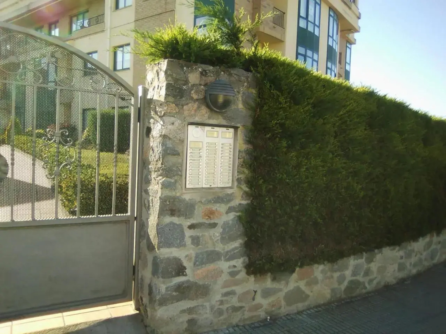 Urbanización a 100 metros de la playa