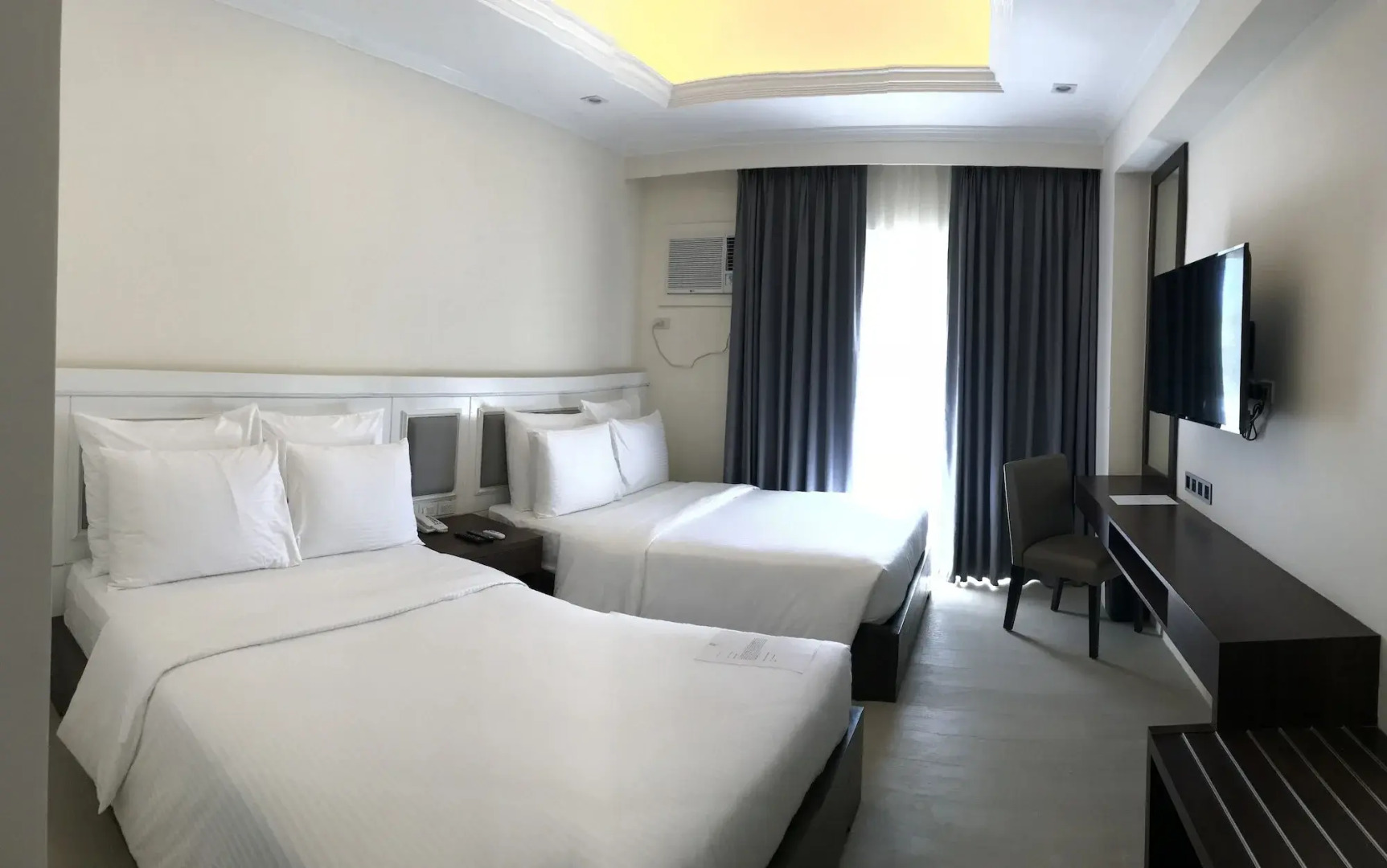 Sotogrande Iloilo Hotel