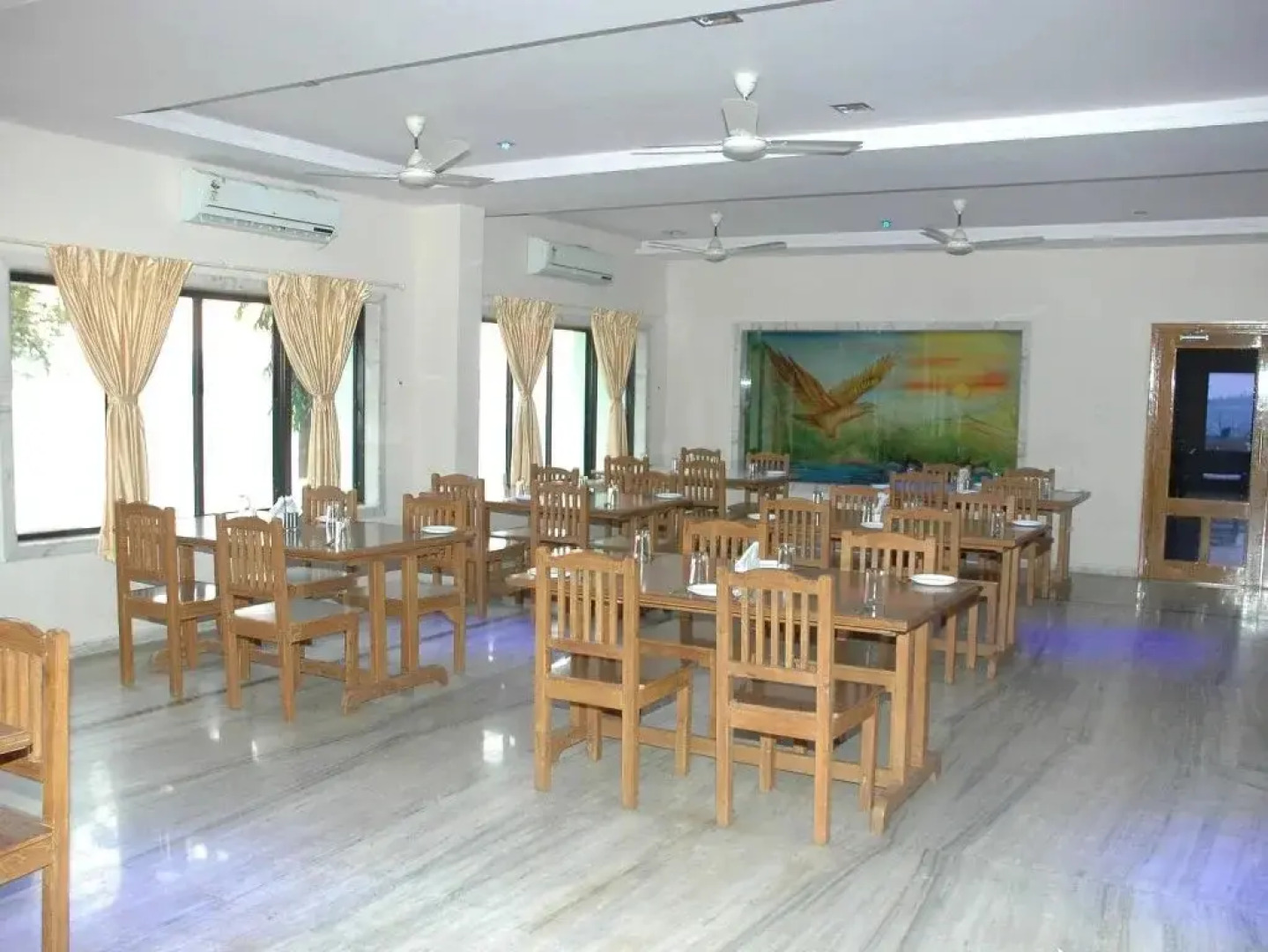 Van Vihar Hotel