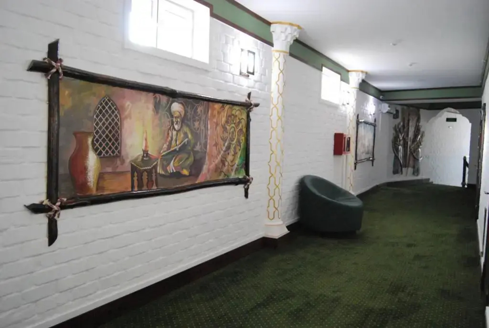 Отель Kesh Palace