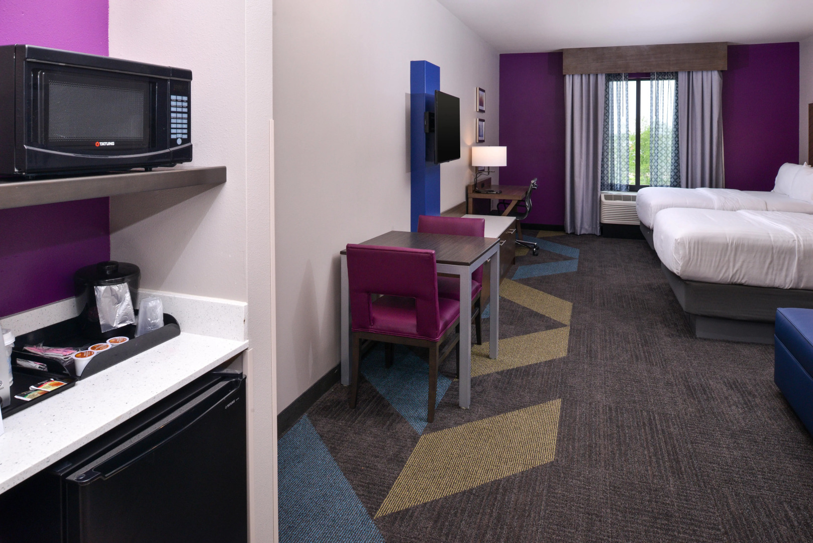 Holiday Inn Express & Suites Bryant - Benton Area by IHG