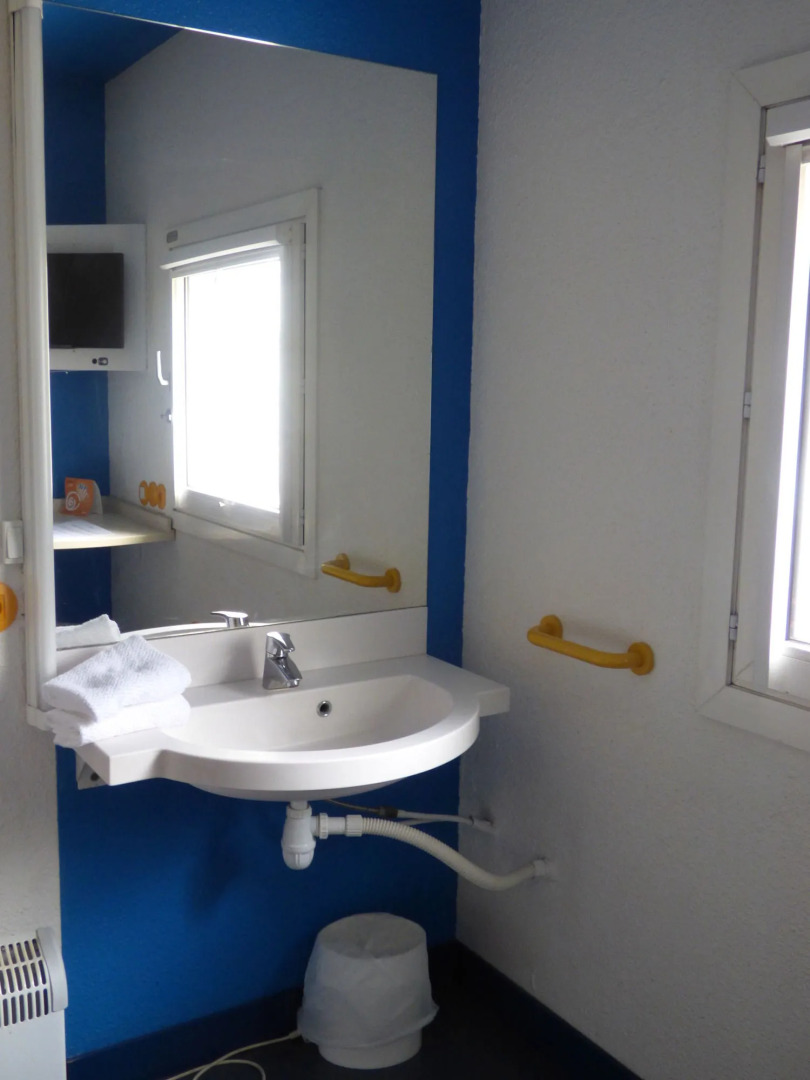 hotelF1 Salon de Provence