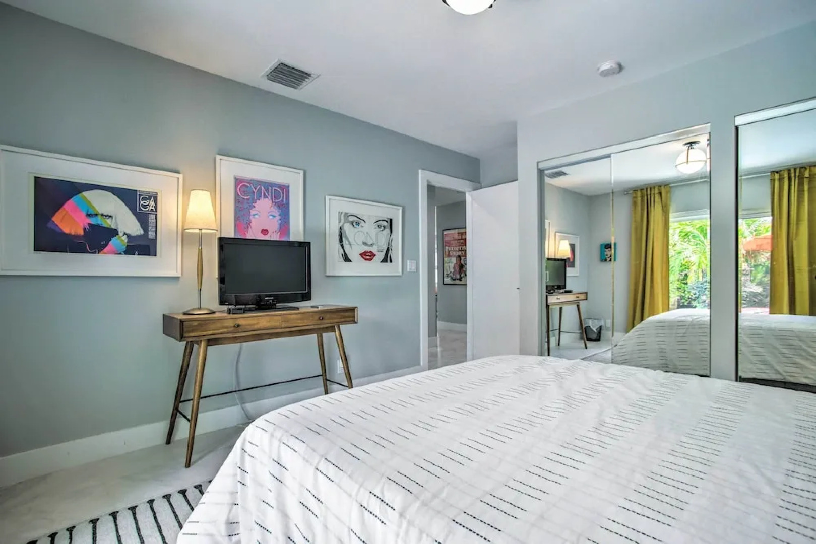 Modern Wilton Manors Home w/ Outdoor Oasis!