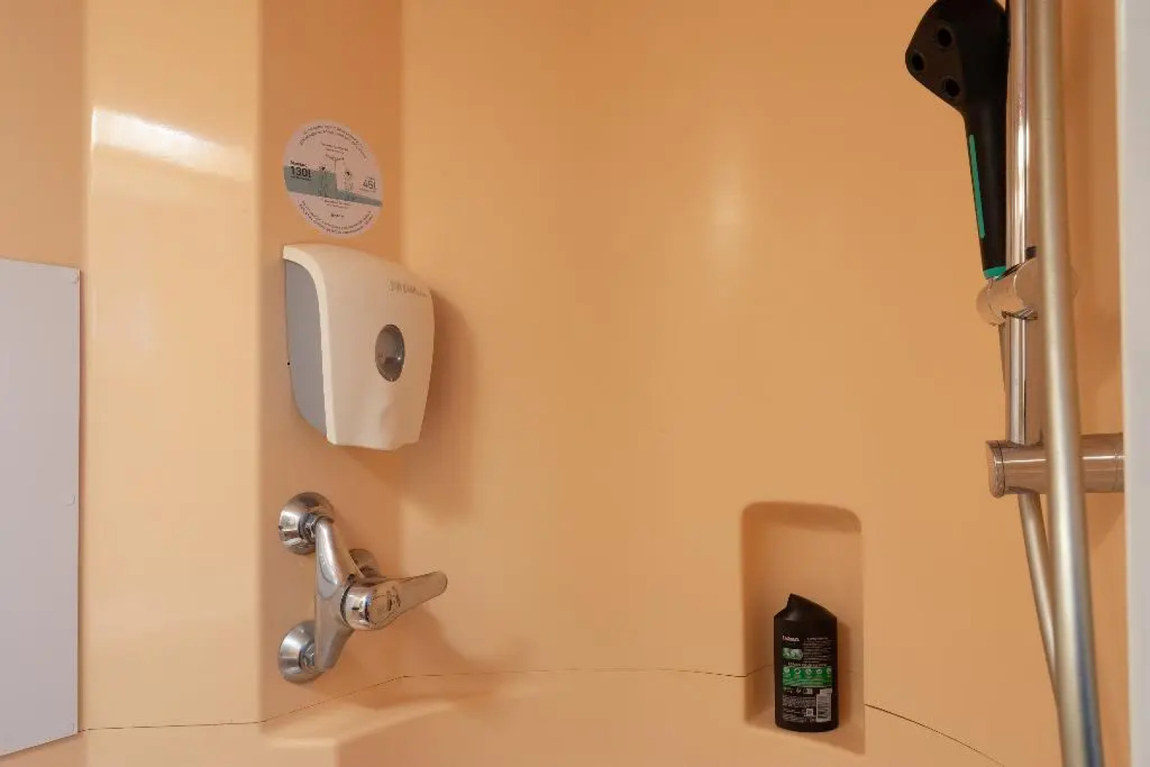 Première Classe La Ville-Du-Bois