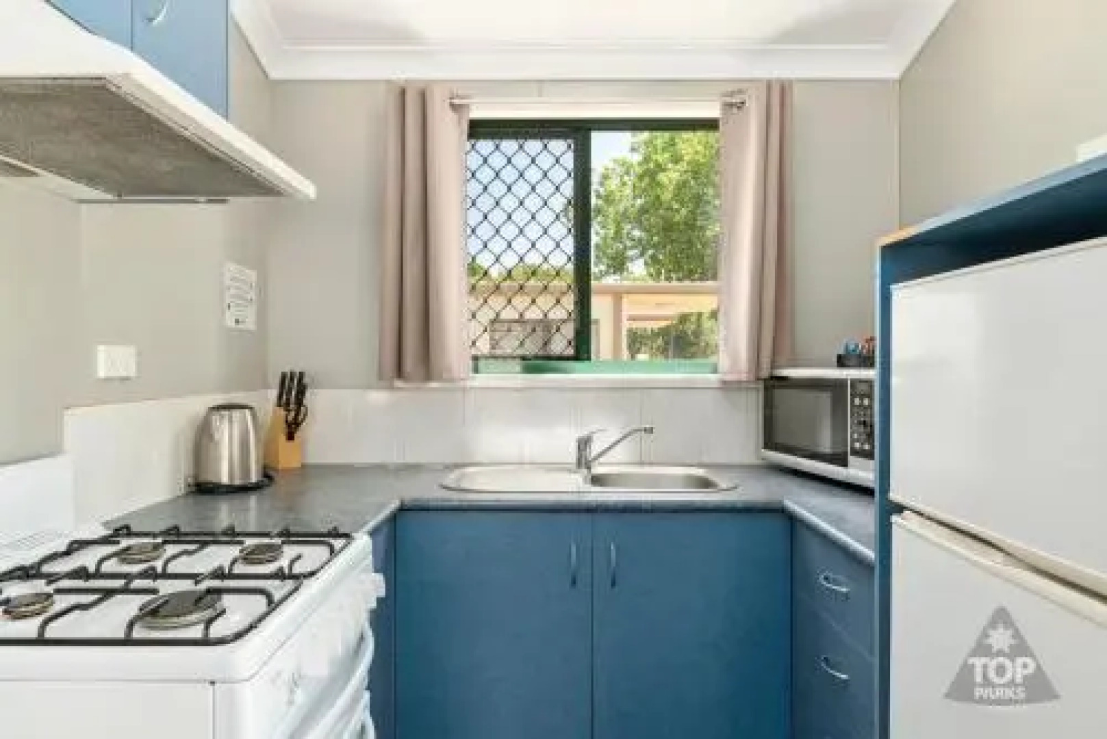 Sunset Top Tourist Park