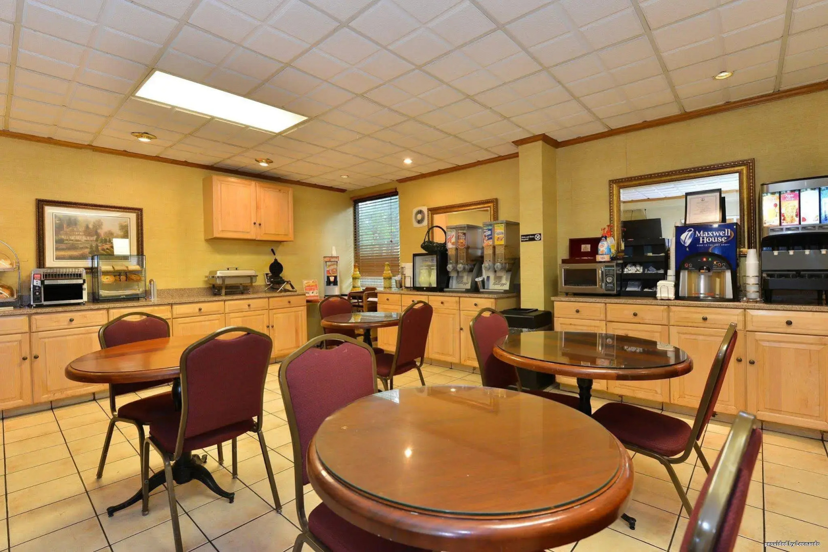 Best Western Plus Richmond Airport Hotel