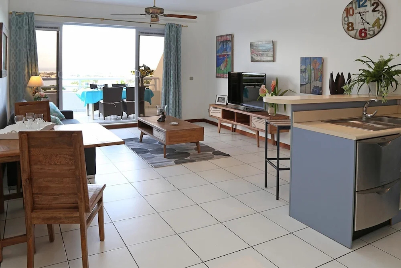 F2 Blue One Holiday home 1