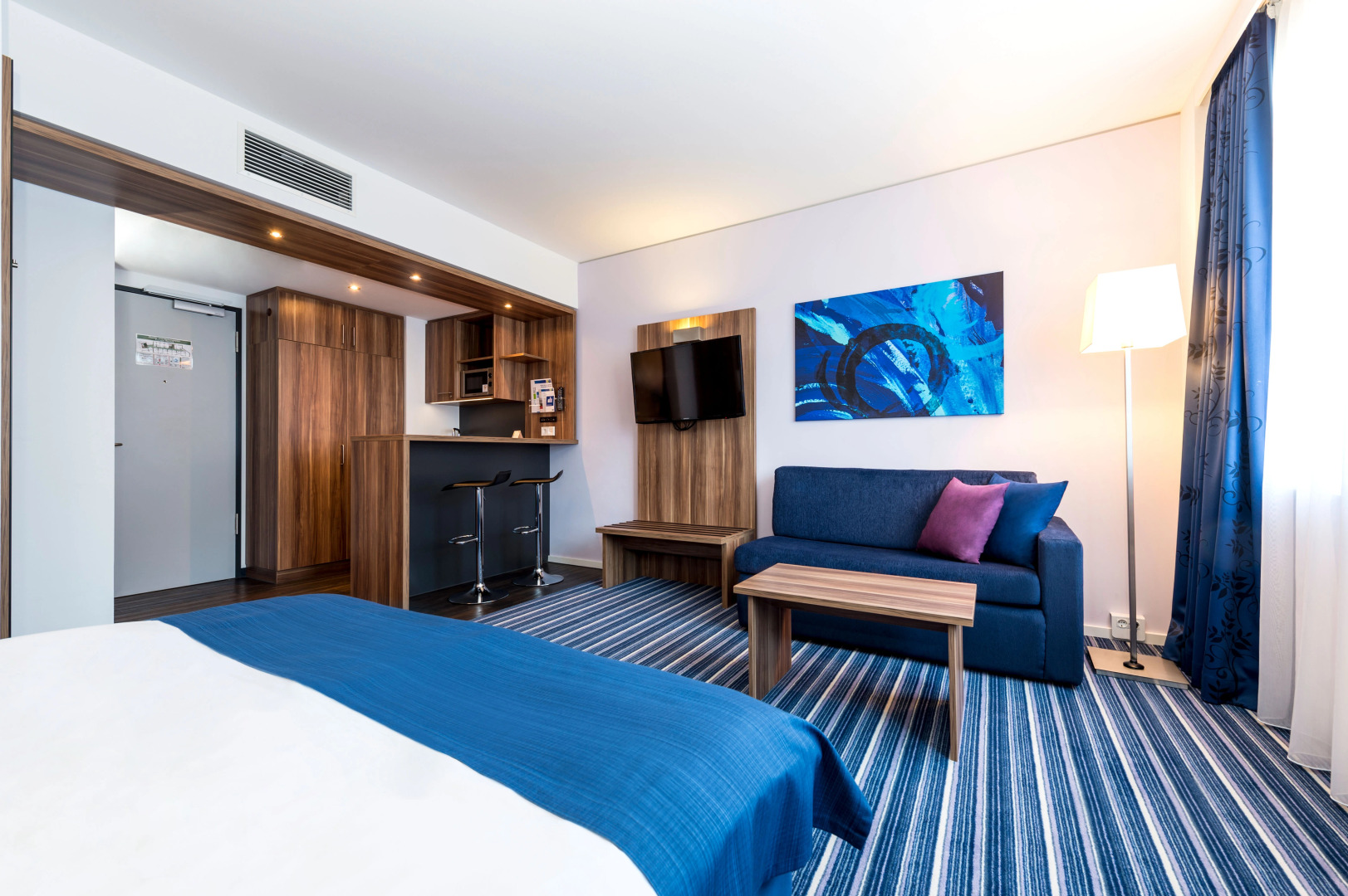 Holiday Inn Express Bremen Airport by IHG
