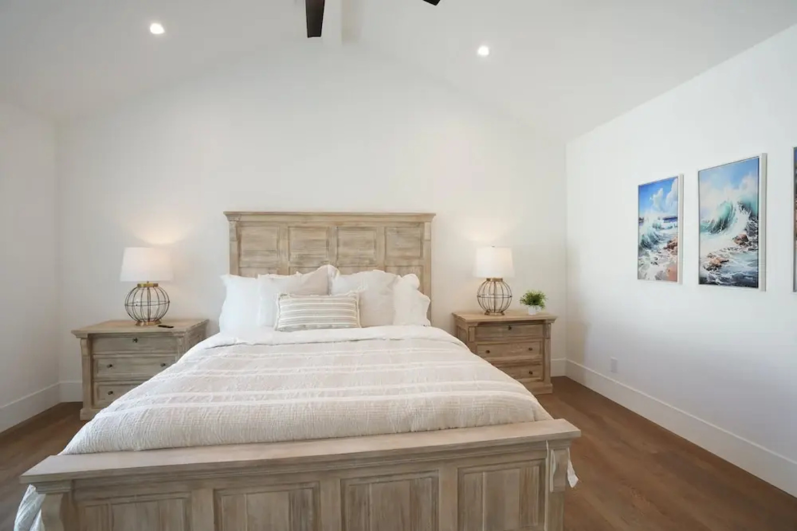 4 bedroom, 2 bathrooms