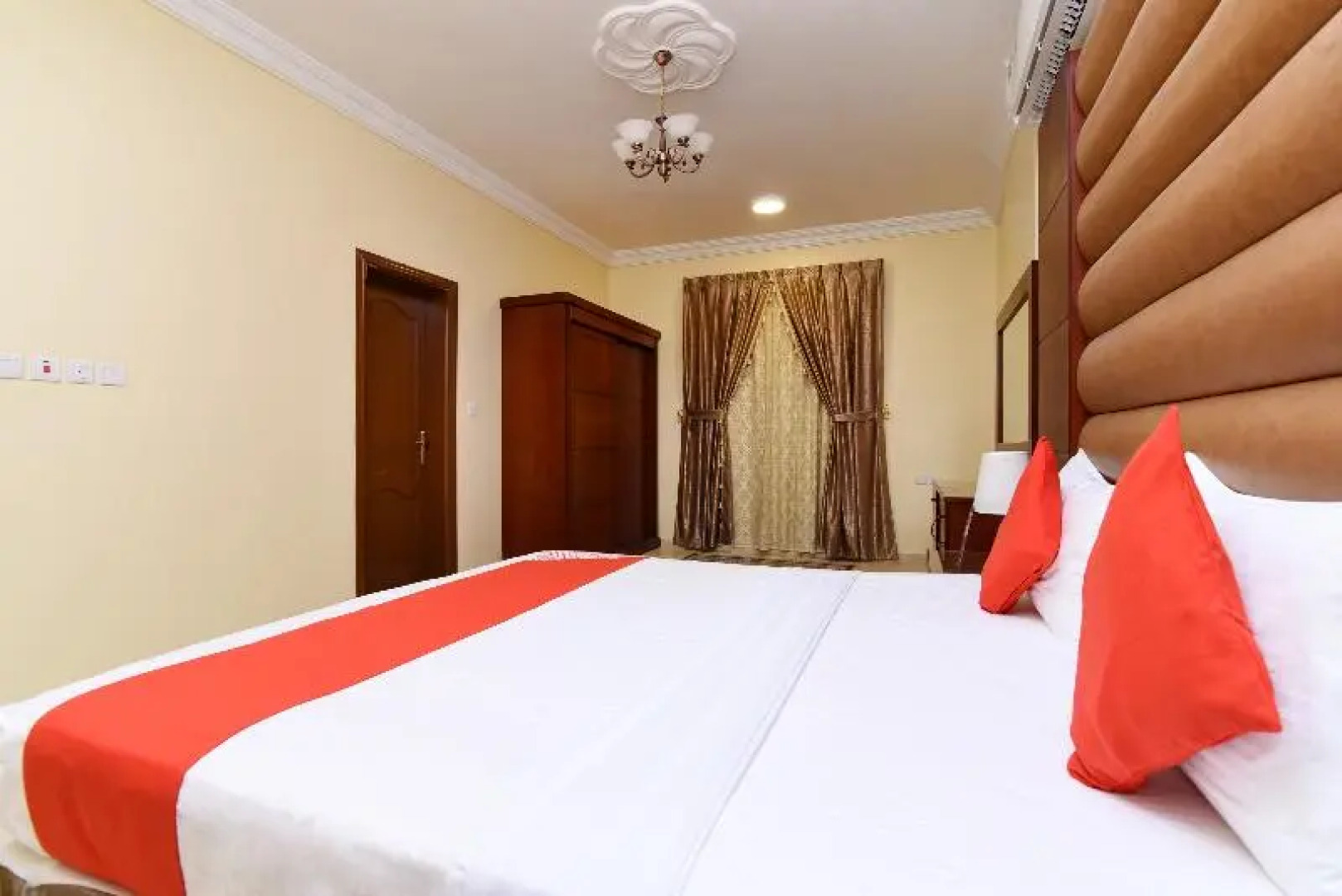 OYO 234 Hayat Al Salam Hotel Apartment