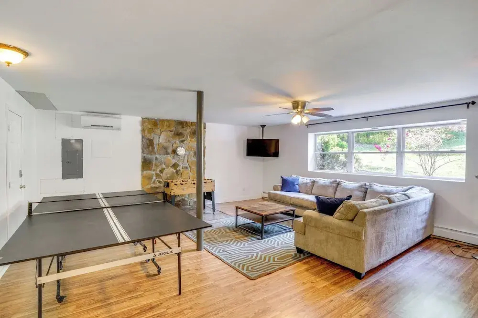 Family-friendly Saugerties Home w/ Hot Tub & Games