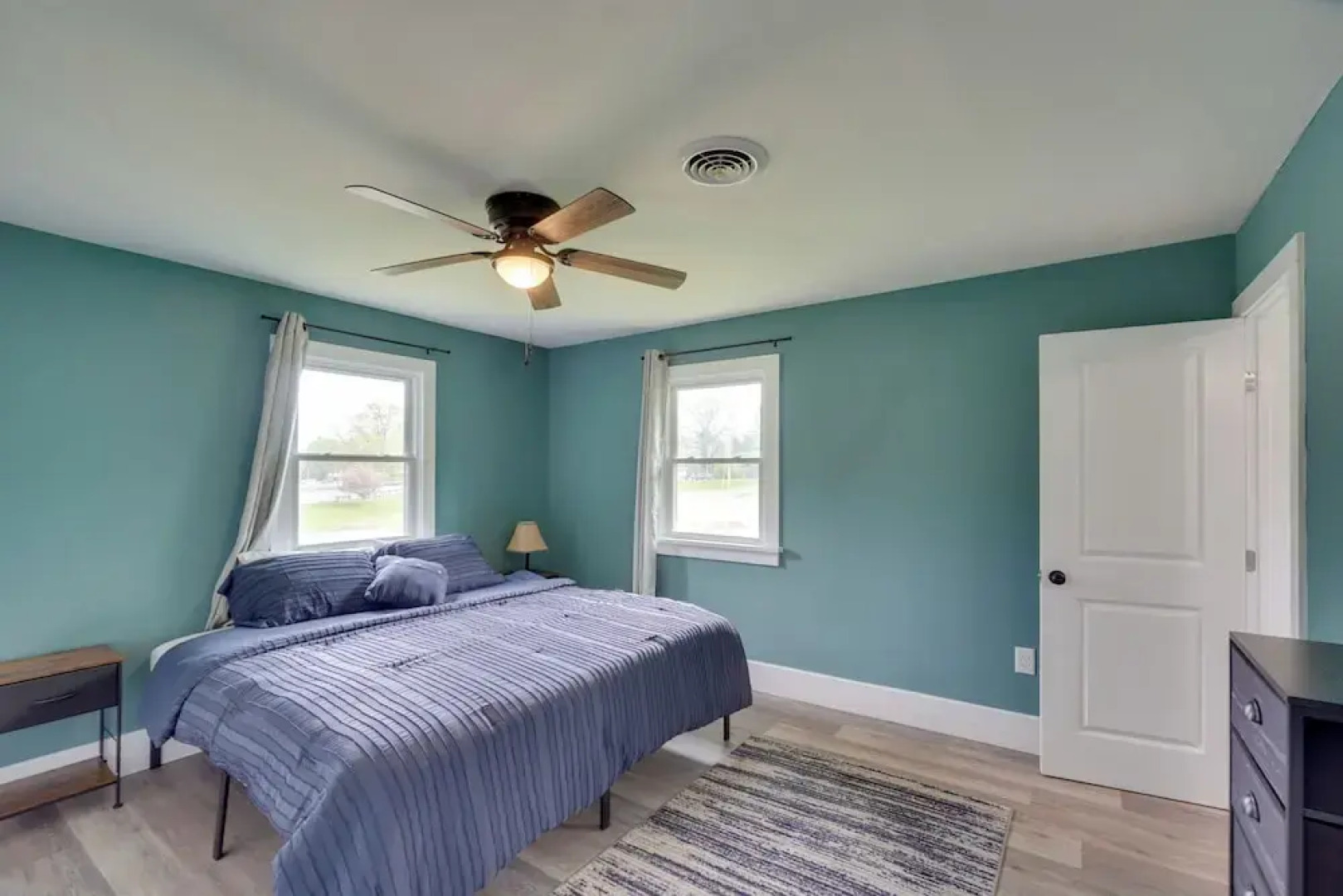 Walk to Stores: Home in Historic Shepherdstown!