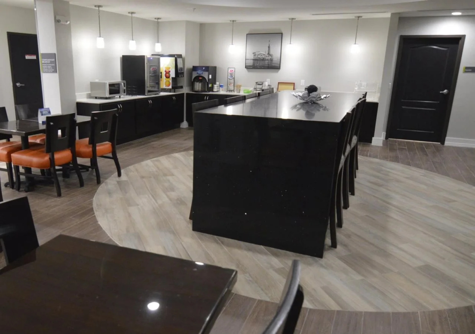 Best Western Plus Bay City Inn & Suites