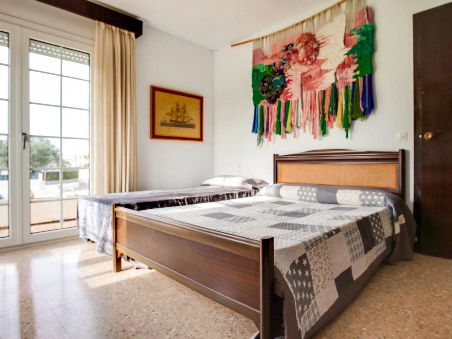 Deluxe Villa in Urbanització Bon Relax near Beach