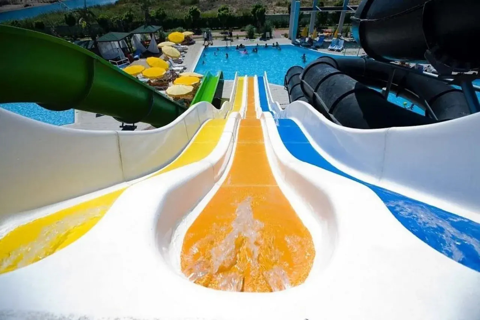 Saturn Palace Resort 