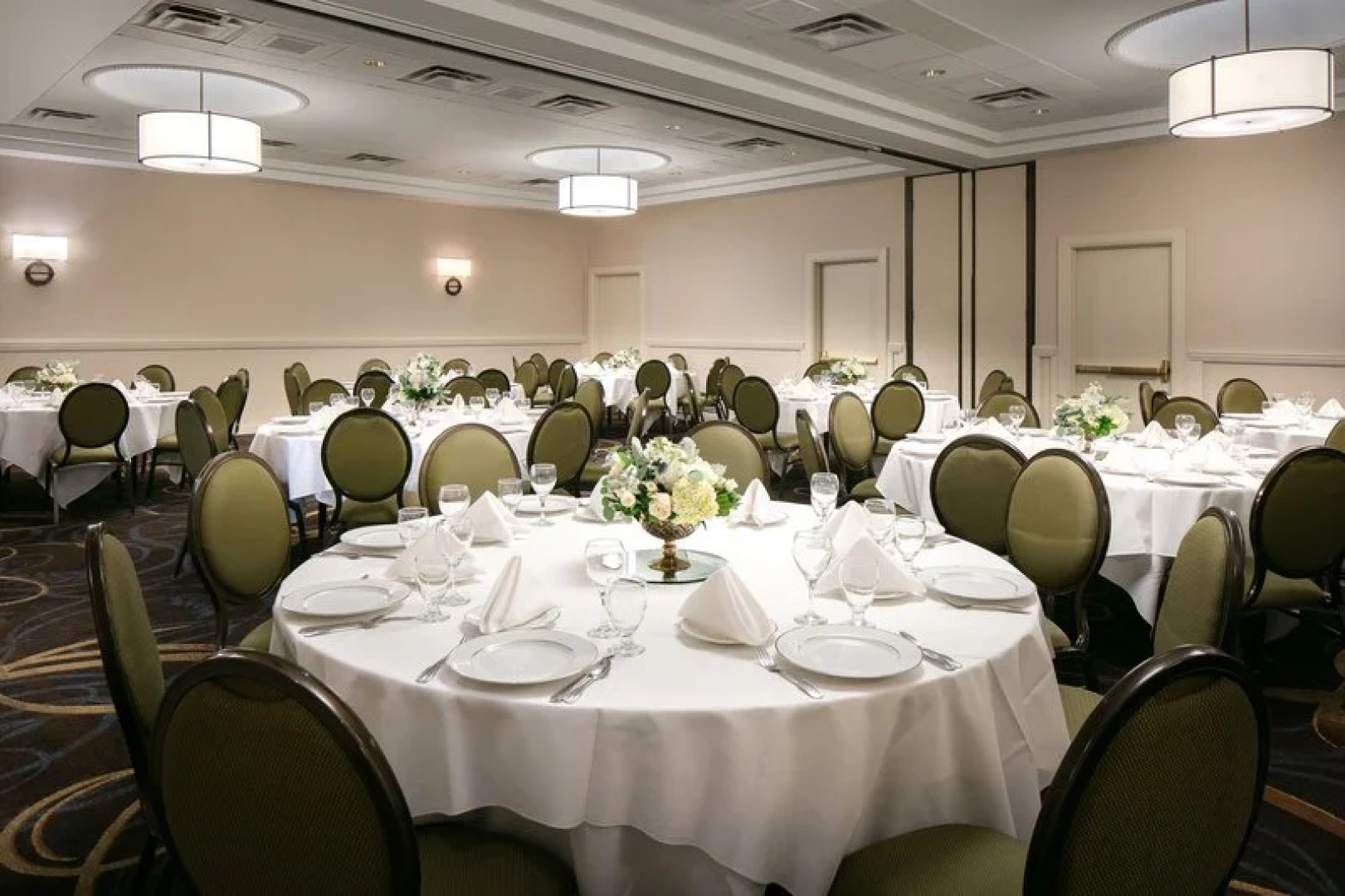 Hilton Kansas City Country Club Plaza