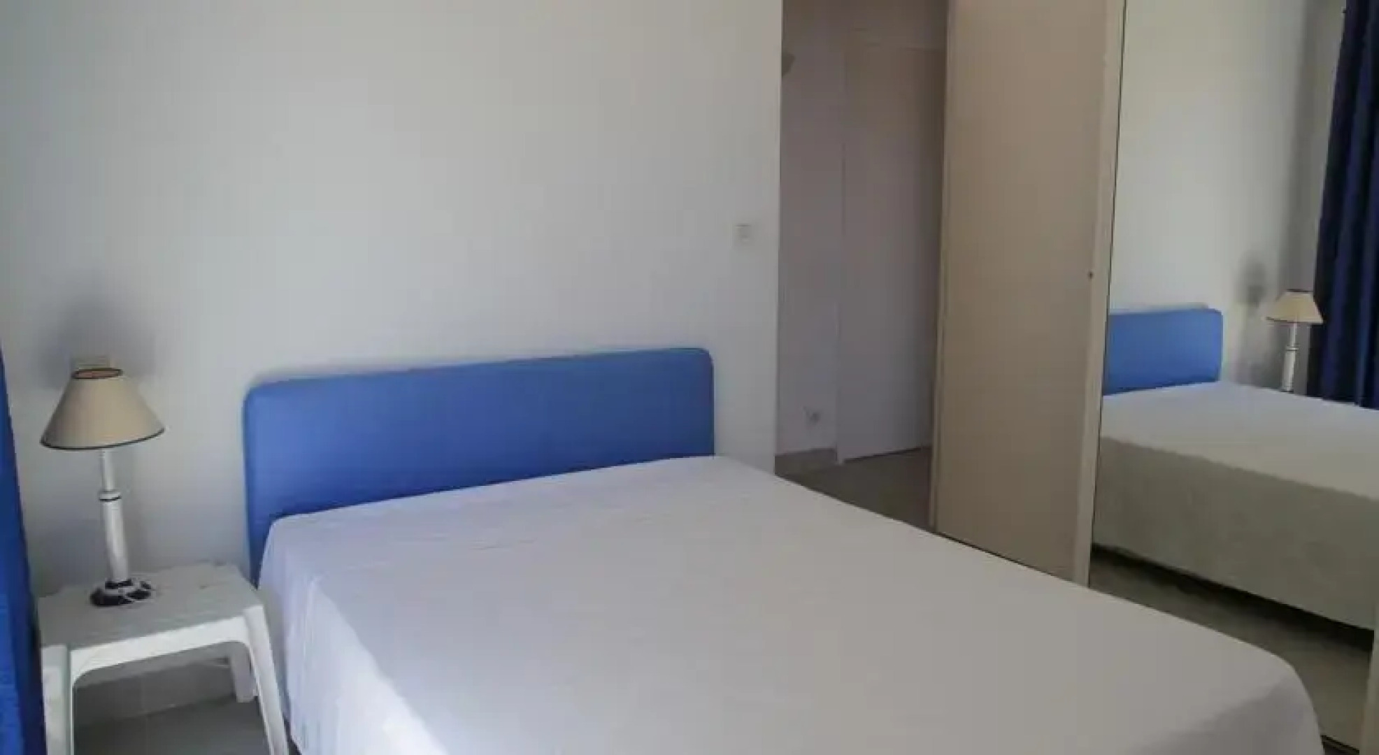 SECIC - Villa pieds dans leau Porticcio