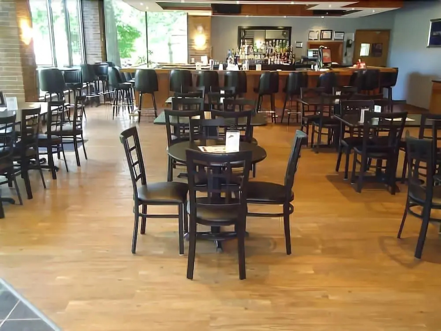 Magnuson Grand Hotel and Conference Center