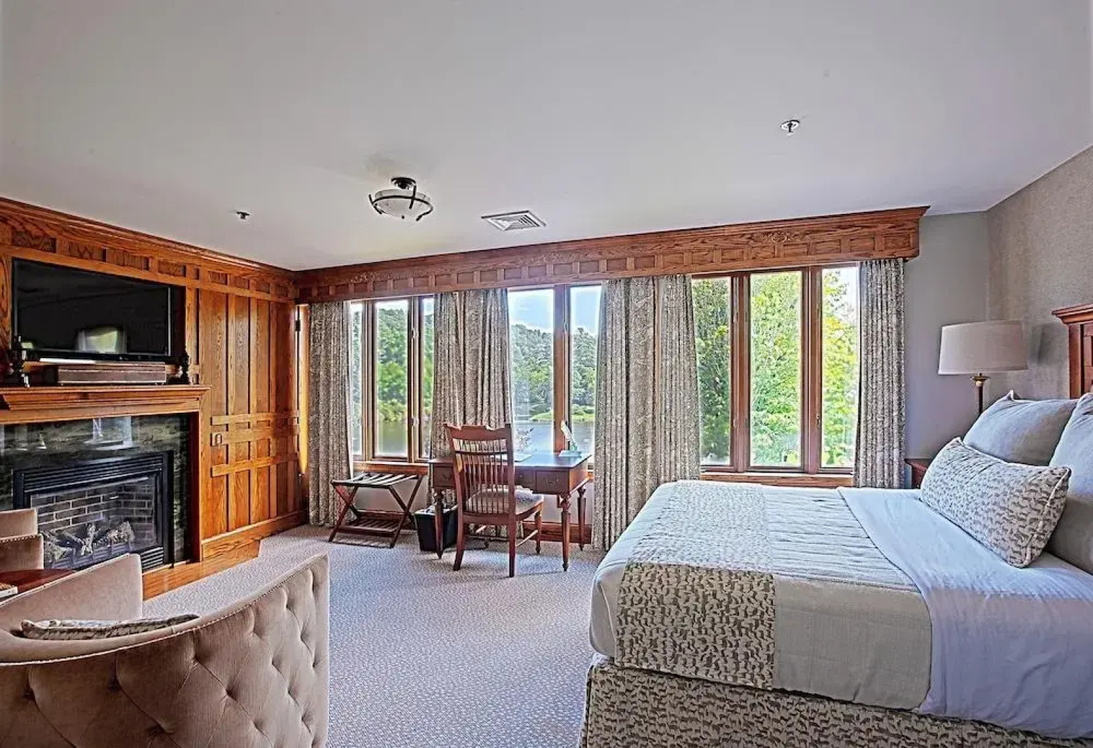 Bob Timberlake Inn at Chetola Resort