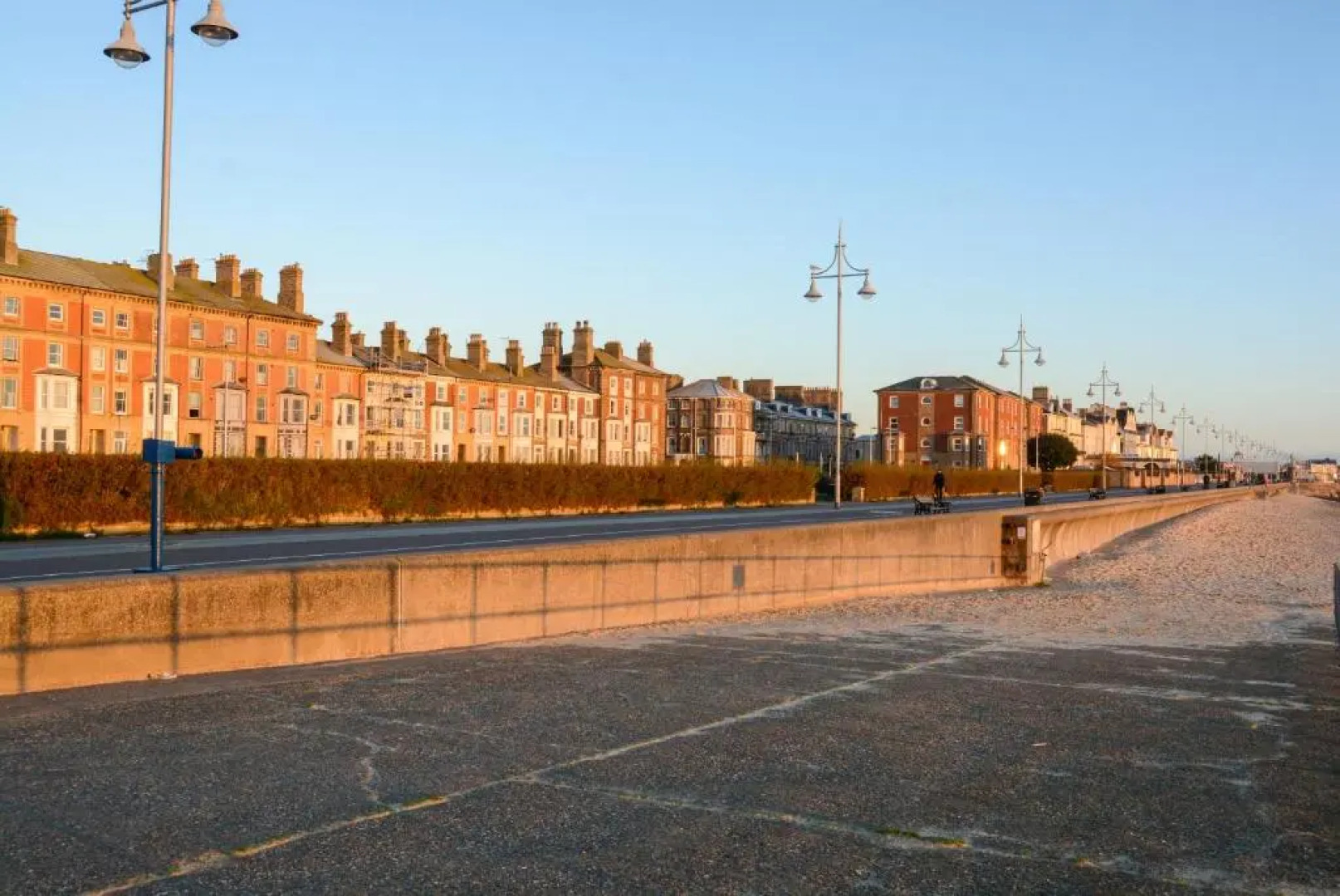 Sea Views Stunning 2 Bedroom Apartment #